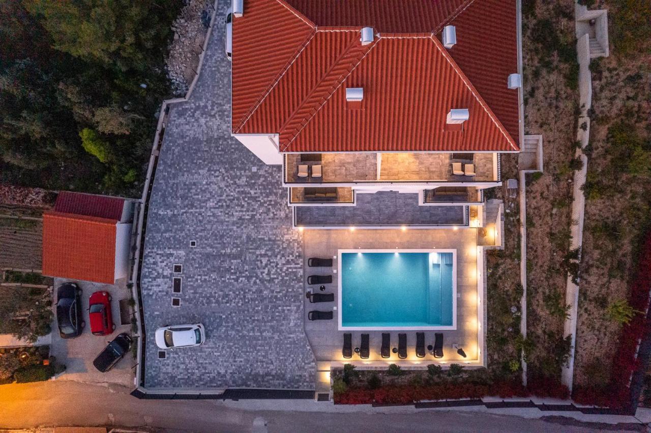 Villa Barbara & Zoran With Heated Swimming Pool Seget Vranjica Exteriör bild
