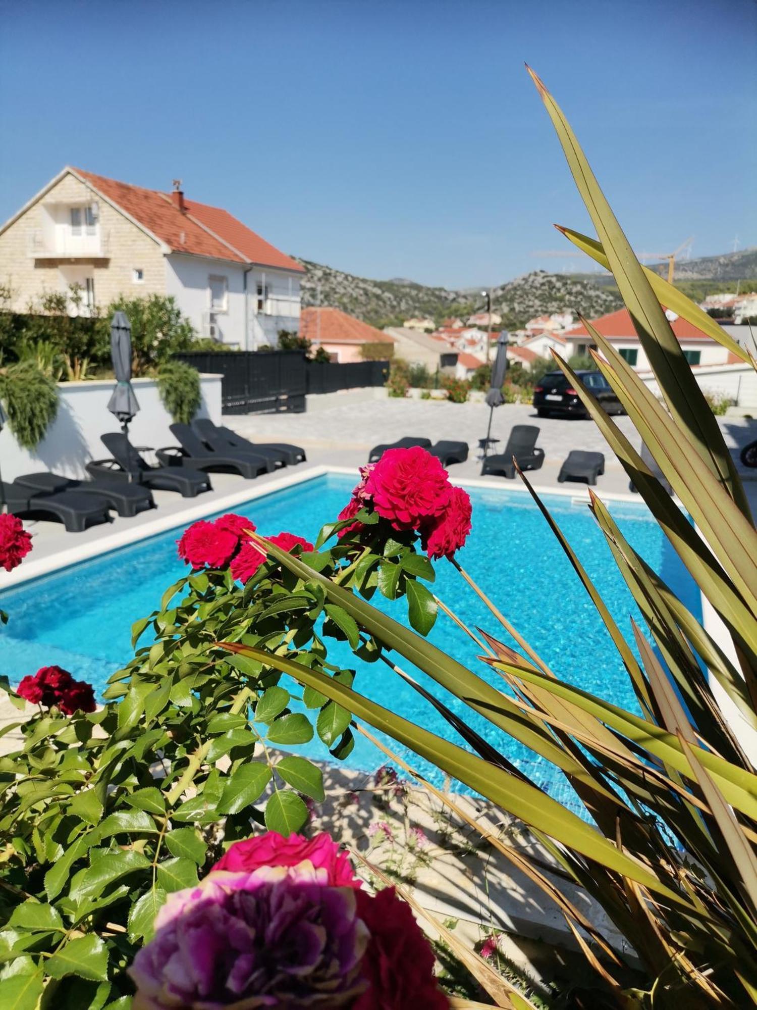 Villa Barbara & Zoran With Heated Swimming Pool Seget Vranjica Exteriör bild